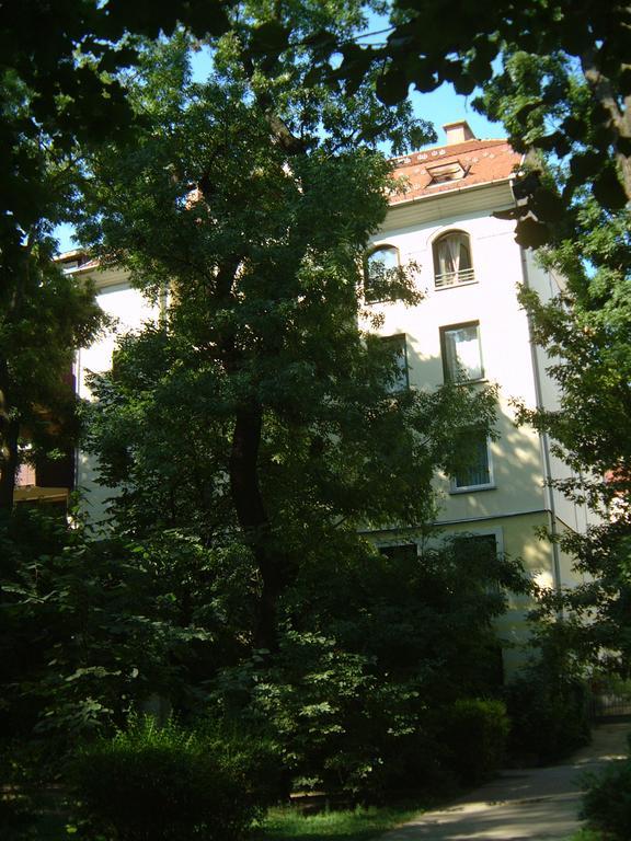 Park Vendeghaz Otel Keşkemet Dış mekan fotoğraf